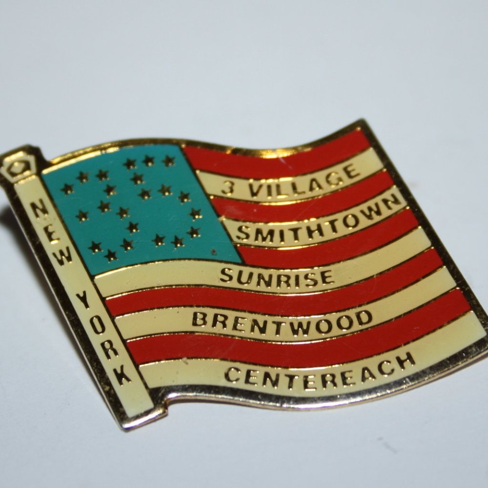 🗽✨ Vintage New York Flag Lapel Pin · 1.5" Wide ✨🗽